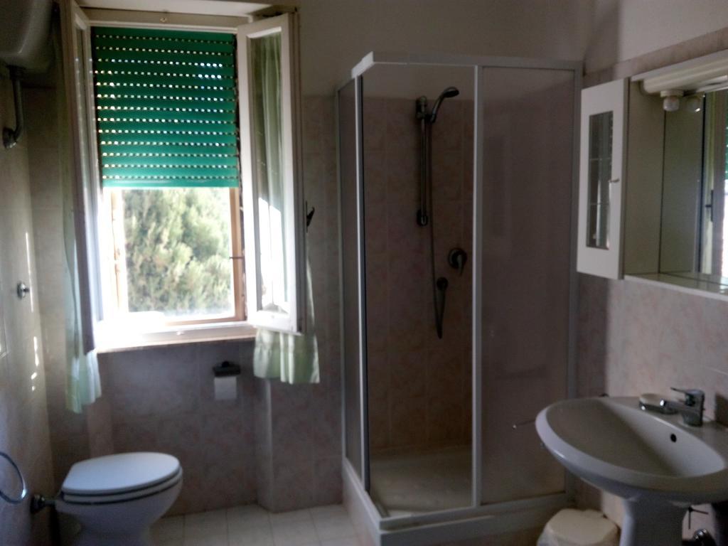 Hotel Lea Гросето Стая снимка